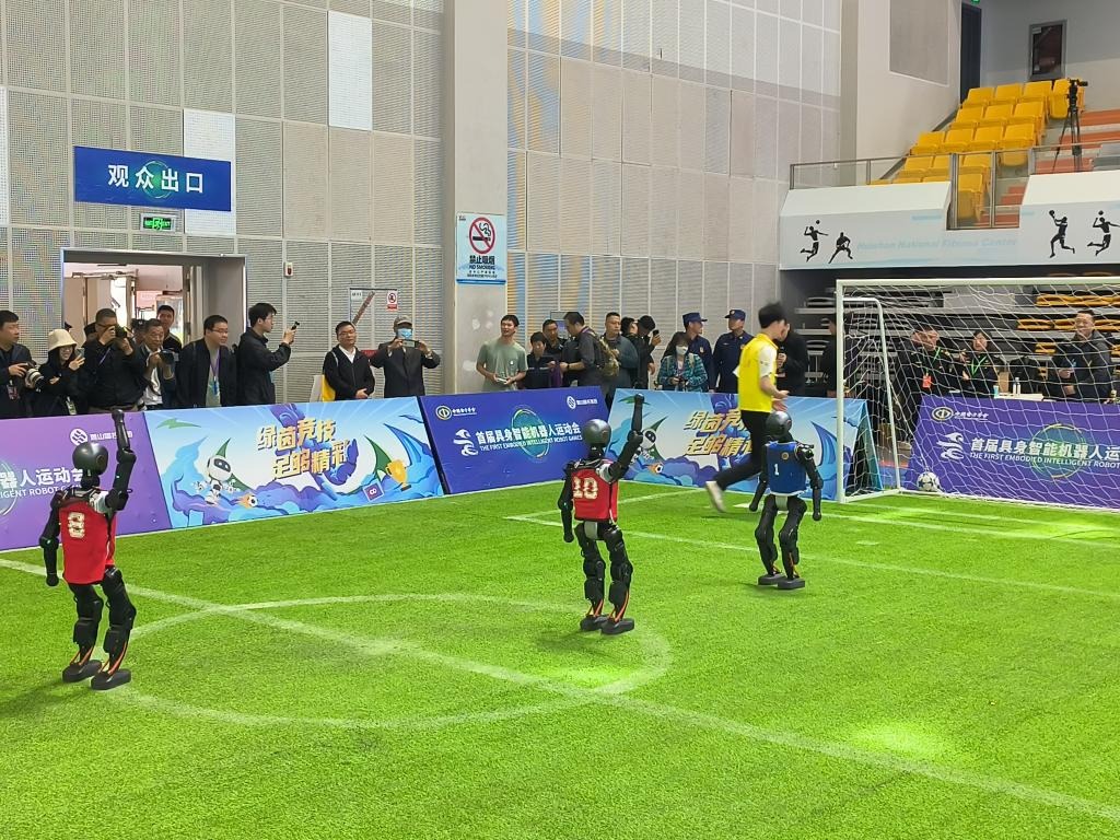 穆斯卡特带队两年两夺中超冠军，仅次于里皮、斯科拉里、图拔